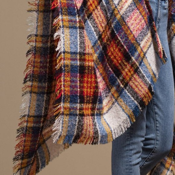 Hooded Ruana Yarn Dye Plaid - Bottom Short Fringe - Wonderful Colors - Picture 4 of 6